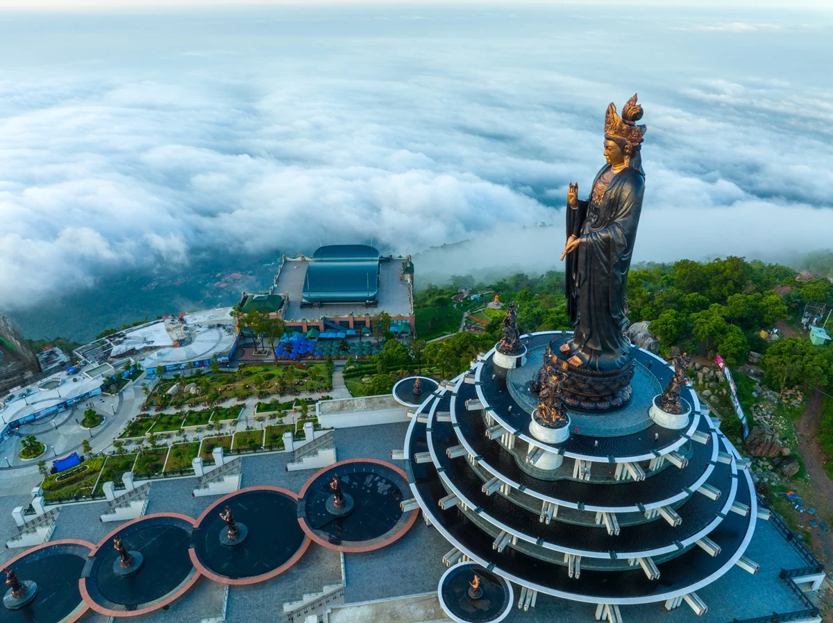 núi và đen khách sạn tây ninh