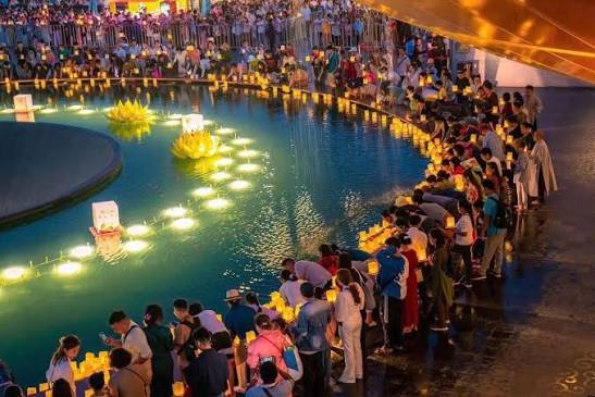 Lễ Dâng Đăng Núi Bà Đen